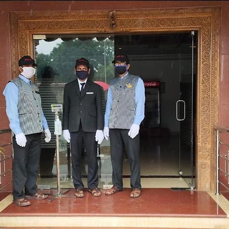 Hotel Sharada International 乌杜皮 外观 照片