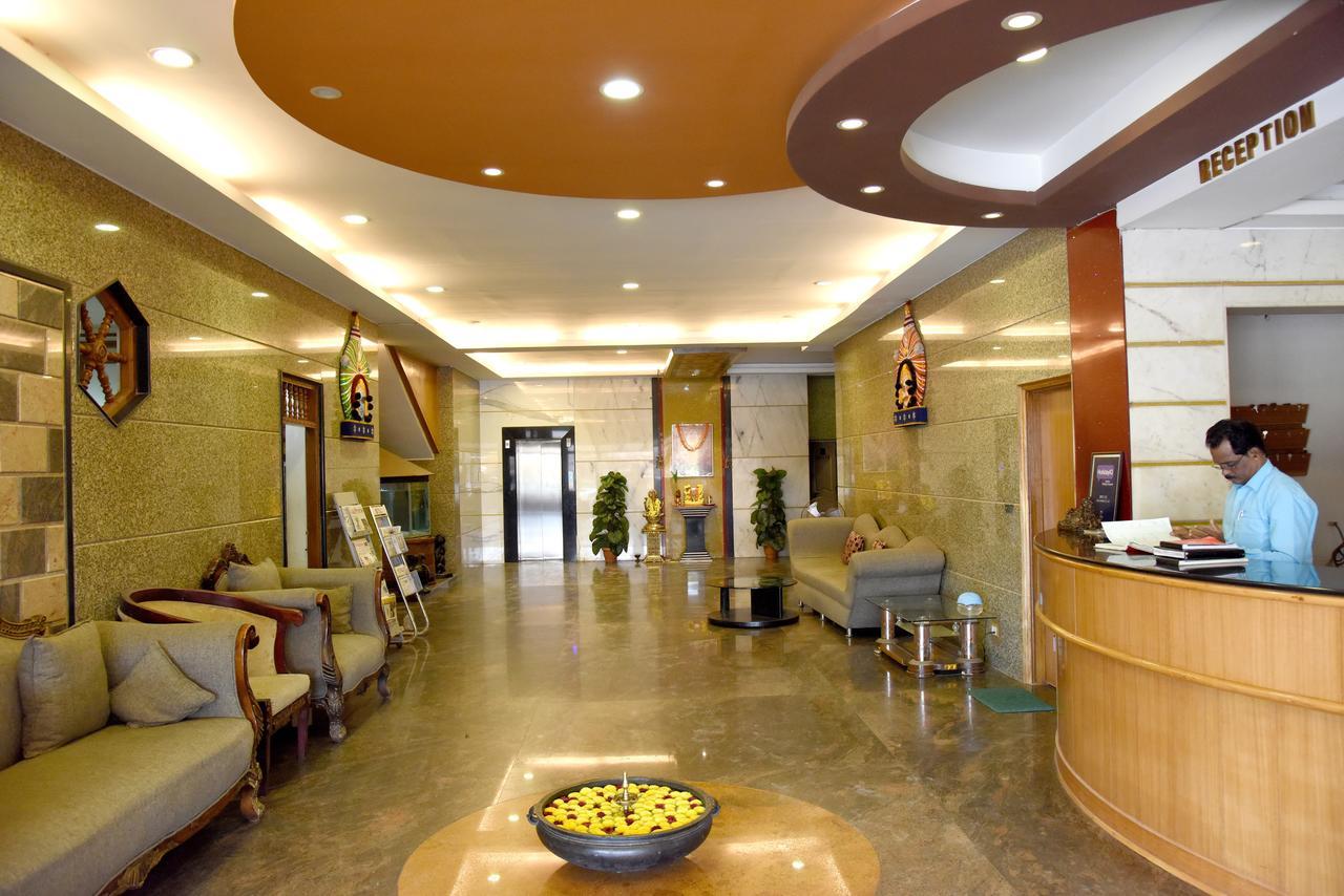 Hotel Sharada International 乌杜皮 外观 照片