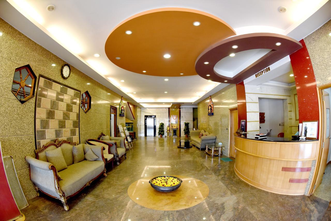 Hotel Sharada International 乌杜皮 外观 照片