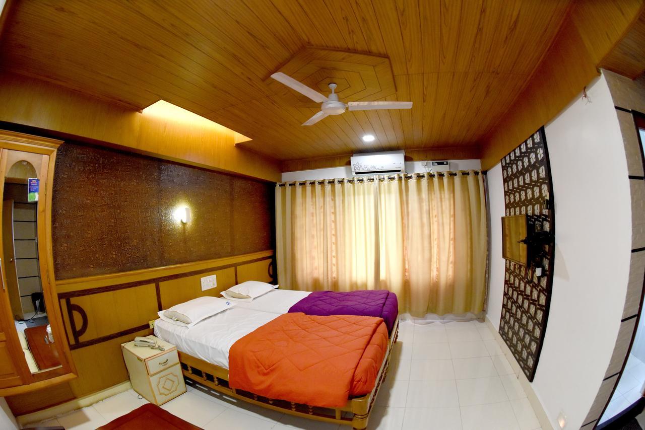 Hotel Sharada International 乌杜皮 外观 照片