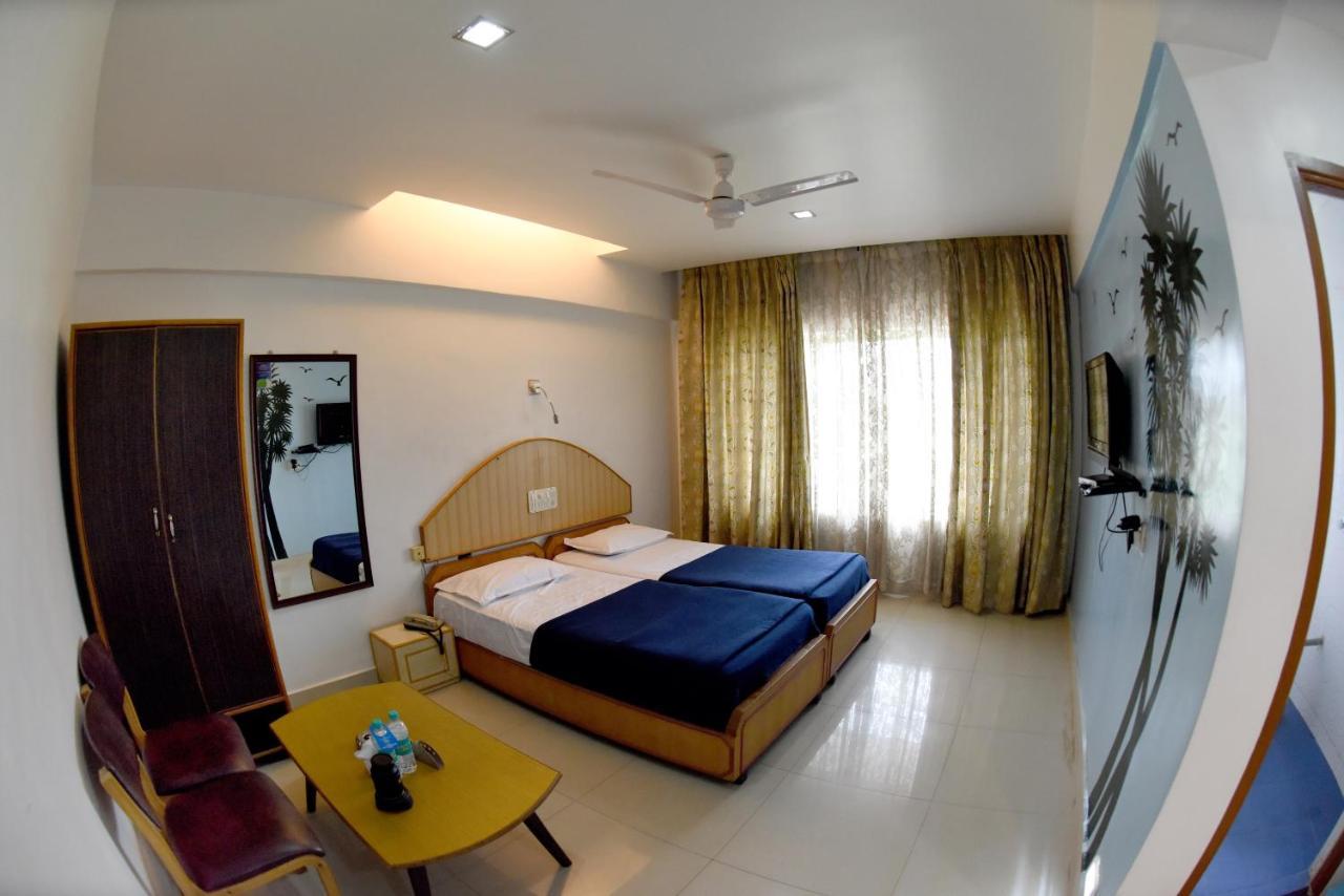 Hotel Sharada International 乌杜皮 外观 照片